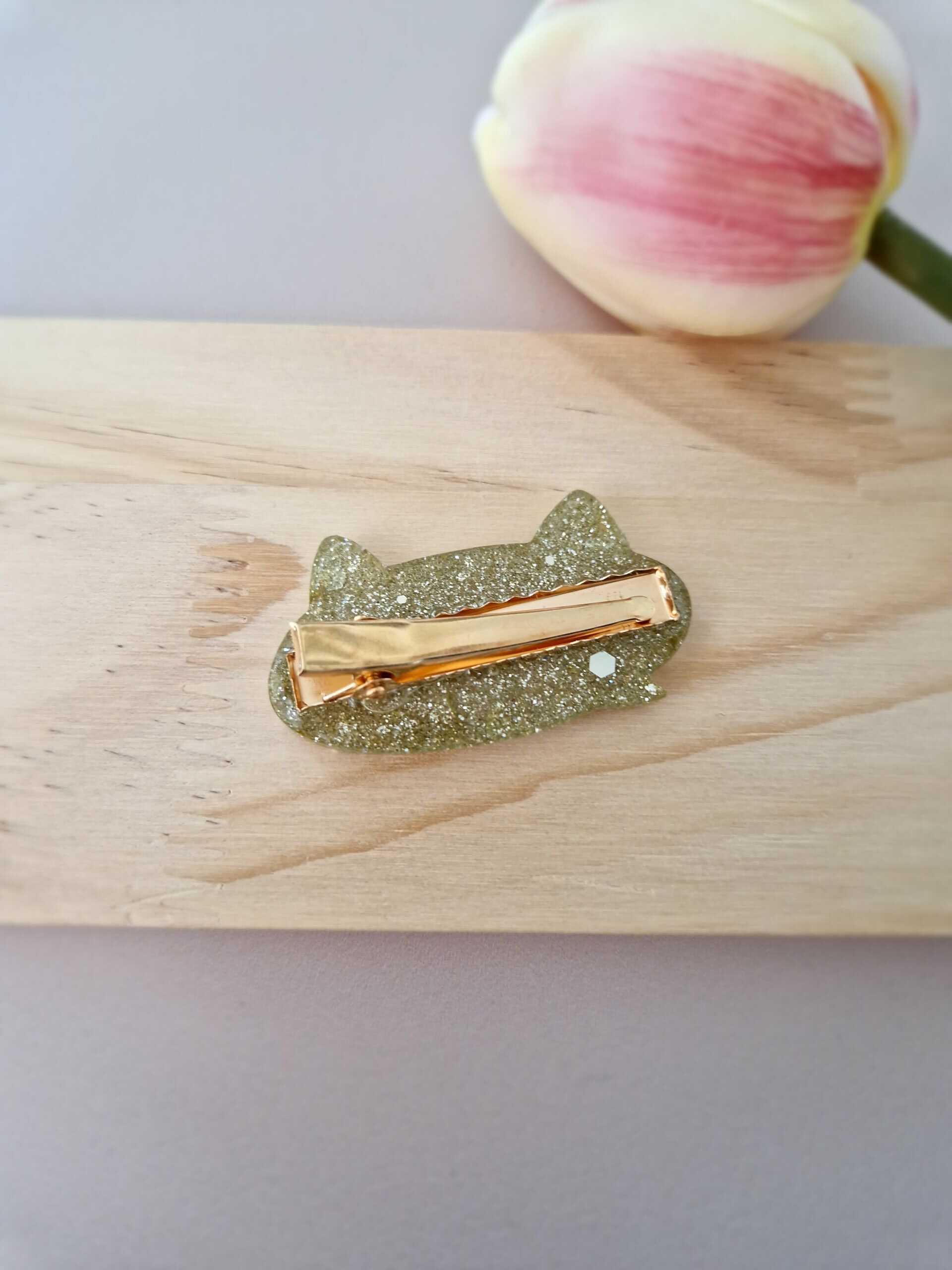 Barrette Gold chat – Image 3