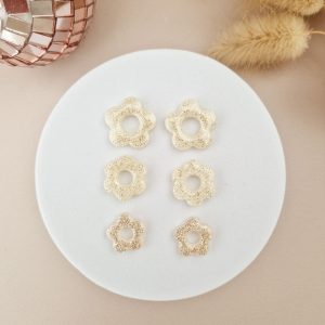 Charms Flowerette nacre doré