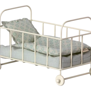 Maileg Lit enfant, Micro – Bleu.