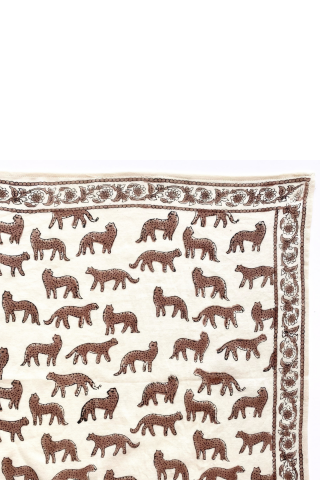 Apaches Collections – Big Foulard Latika « Bengale » Latte. – Image 5