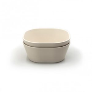 Set de deux bols carrés Mushie « ivoire ».