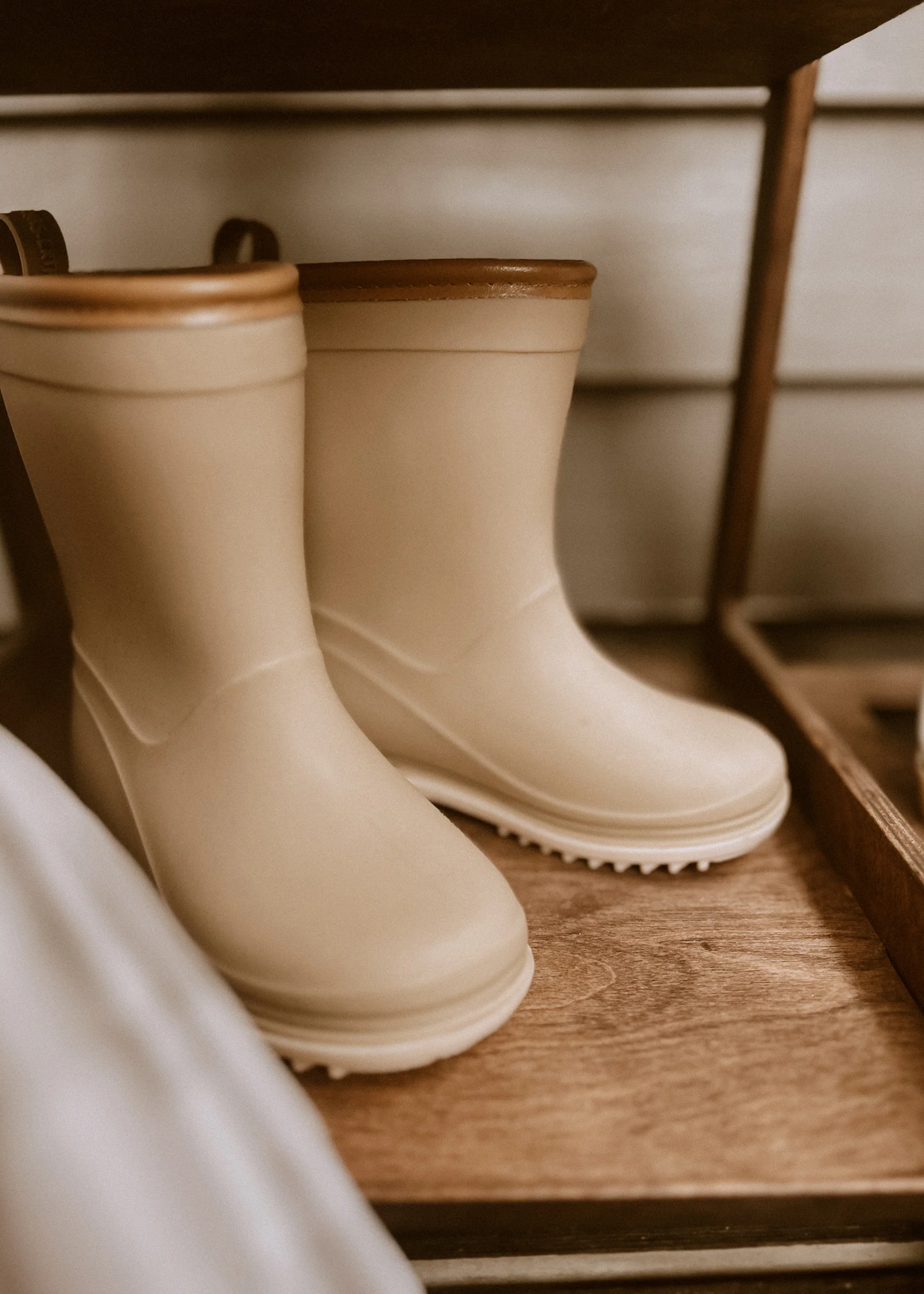 Bottes de pluie – Taupe. Pointures 23 à 30. – Image 5