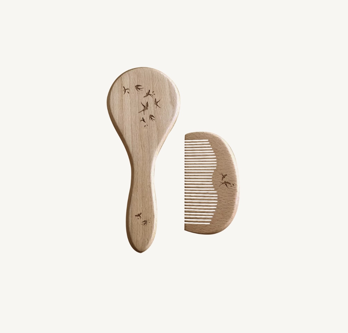 Brosse & Peigne Hirondelles.