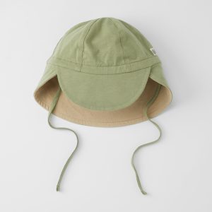 Chapeaux de soleil réversibles UPF 50+ vert olive/ sable – Cloby. 3 tailles différentes.