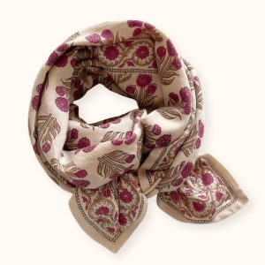 Apaches Collections – Big Foulard Latika « Bouton d’Or » Coquillage.