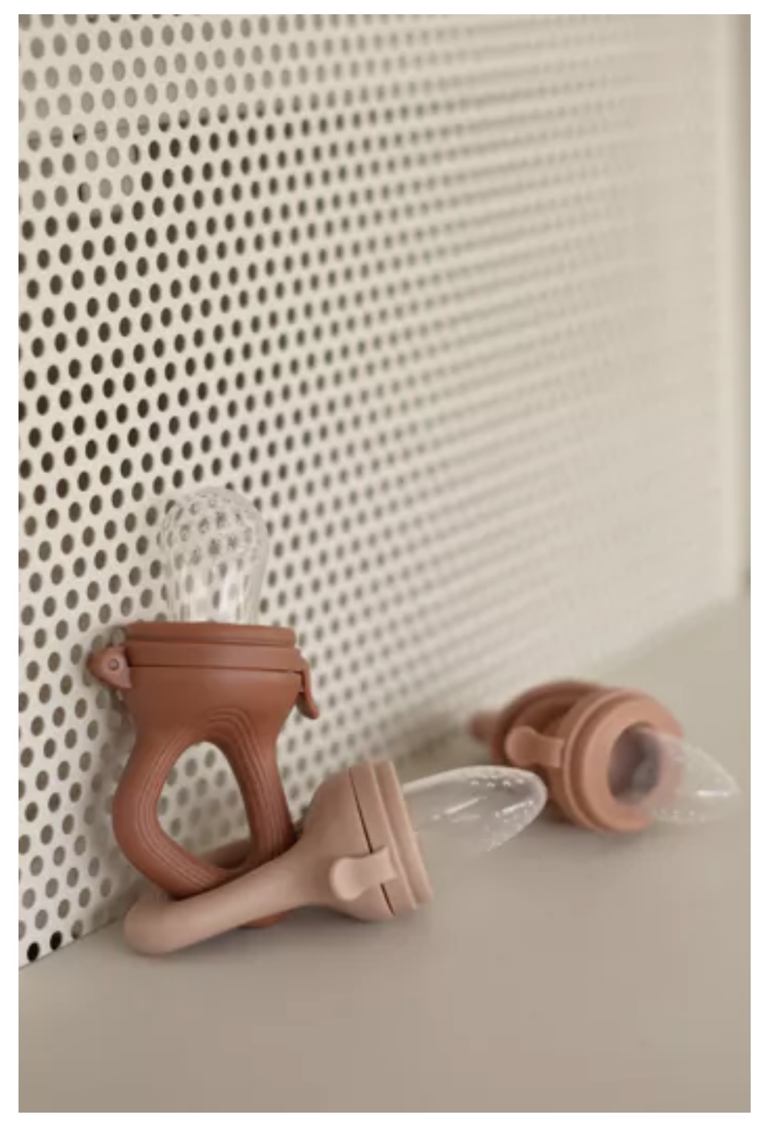 Tétine grignoteuse « terre de sienne ». – Image 3