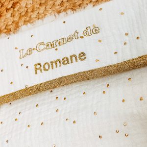 Protège Carnet de Santé Personnalisé Prénom | Fausse Fourrure