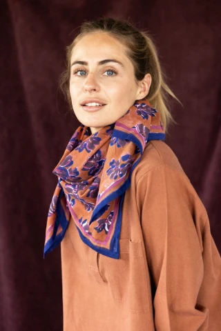 Apaches Collections – Big Foulard Dupatta Violeta Rust. – Image 3