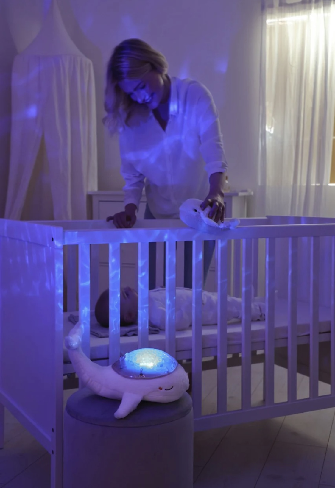 Veilleuse Tranquil Whale – Bruits blancs apaisants et projection de lumières. – Image 7